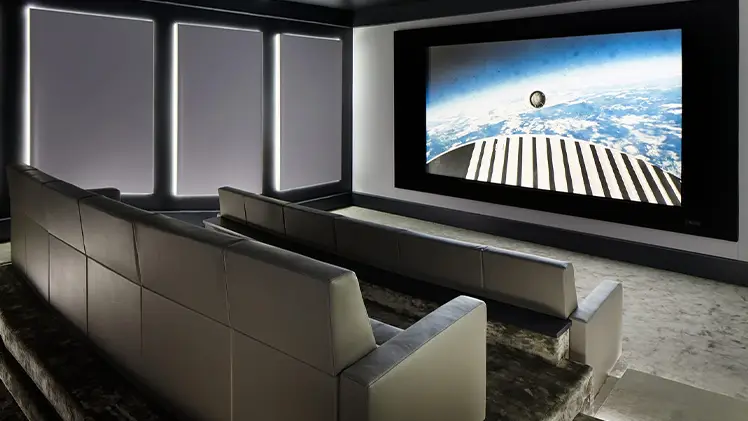  Smart Home Cinema